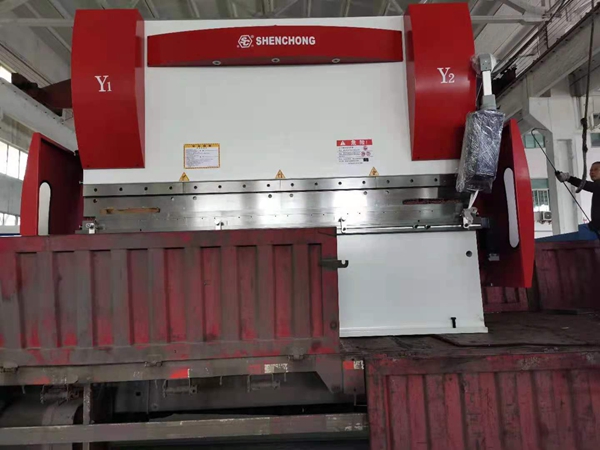 200Tx3200電液同步數控折彎機